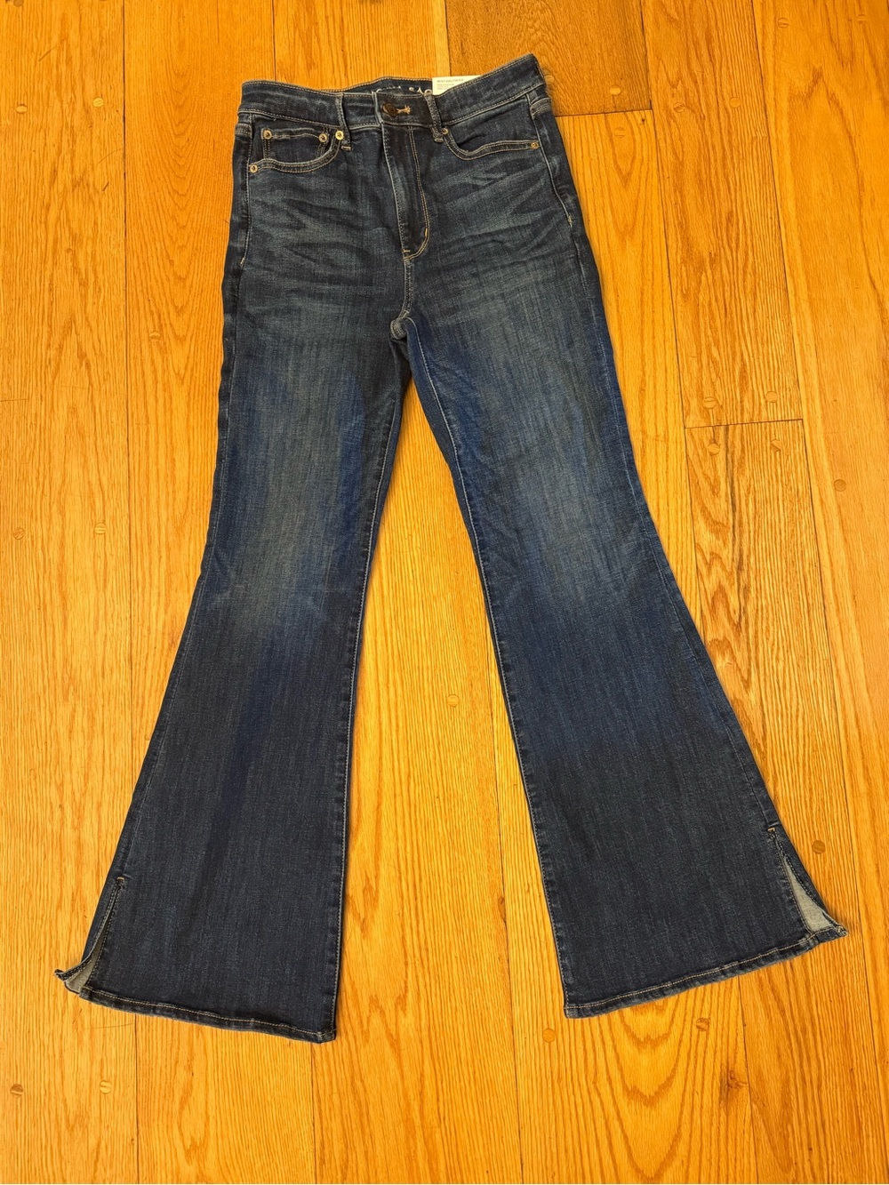 NWT American Eagle Super High Rise Flare Slit Ankle Jeans Women’s 8
